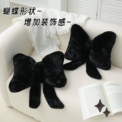 The Bow Pillow