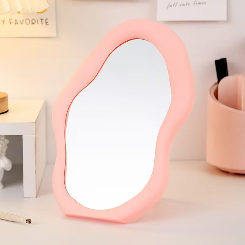 Wavy Mirror